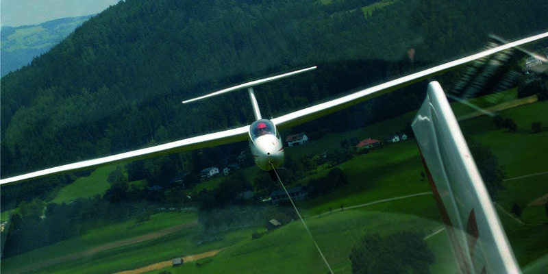 Flugschule_Schlepp02.jpg