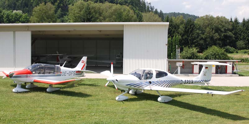 Motorflugzeuge01.jpg